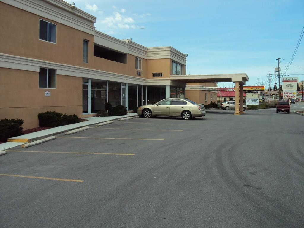 Rodeway Inn Bedford Buitenkant foto
